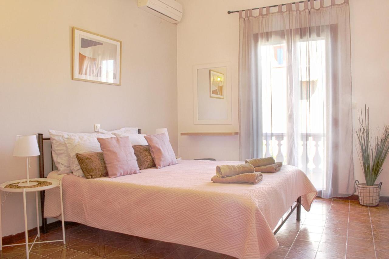 Ayerina Ground Floor Apartment アリラス エクステリア 写真