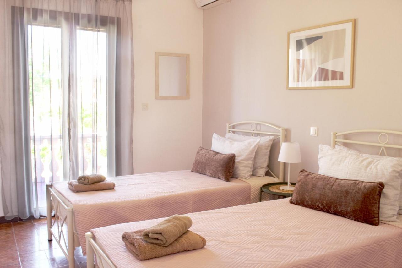 Ayerina Ground Floor Apartment アリラス エクステリア 写真