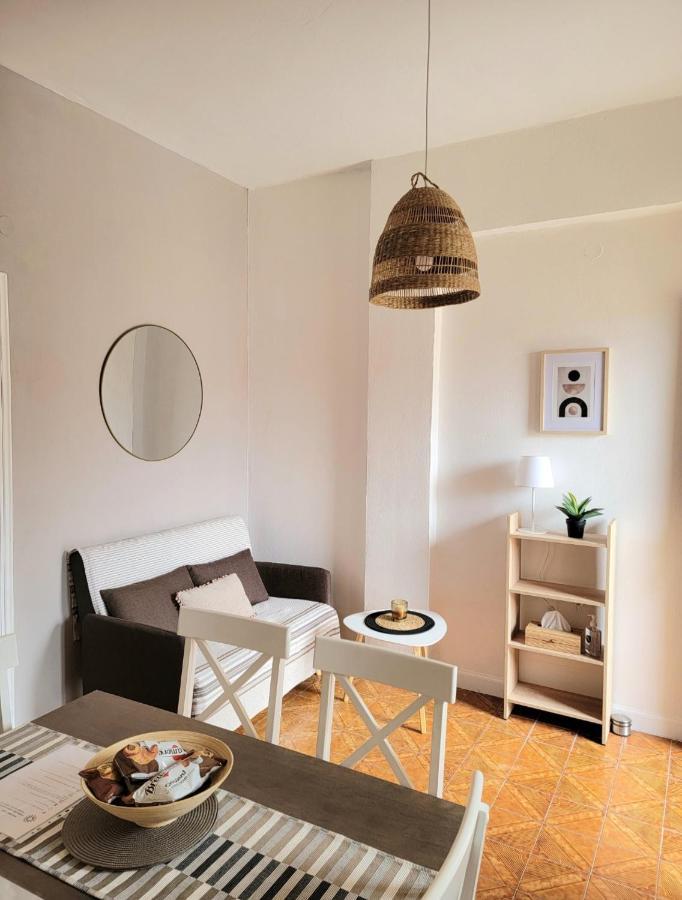 Ayerina Ground Floor Apartment アリラス エクステリア 写真